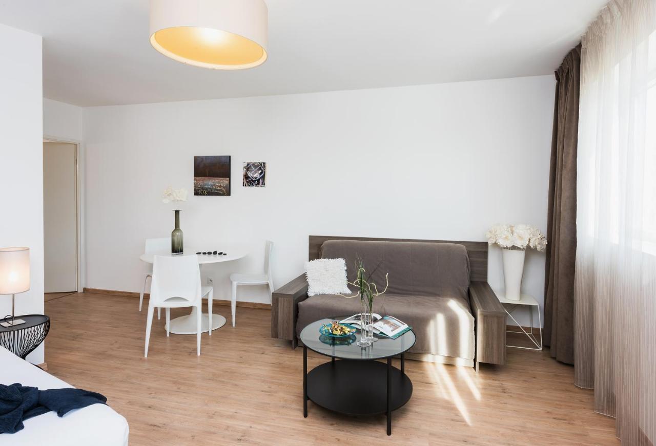 Teneo Apparthotel Talence - Arthena Buitenkant foto
