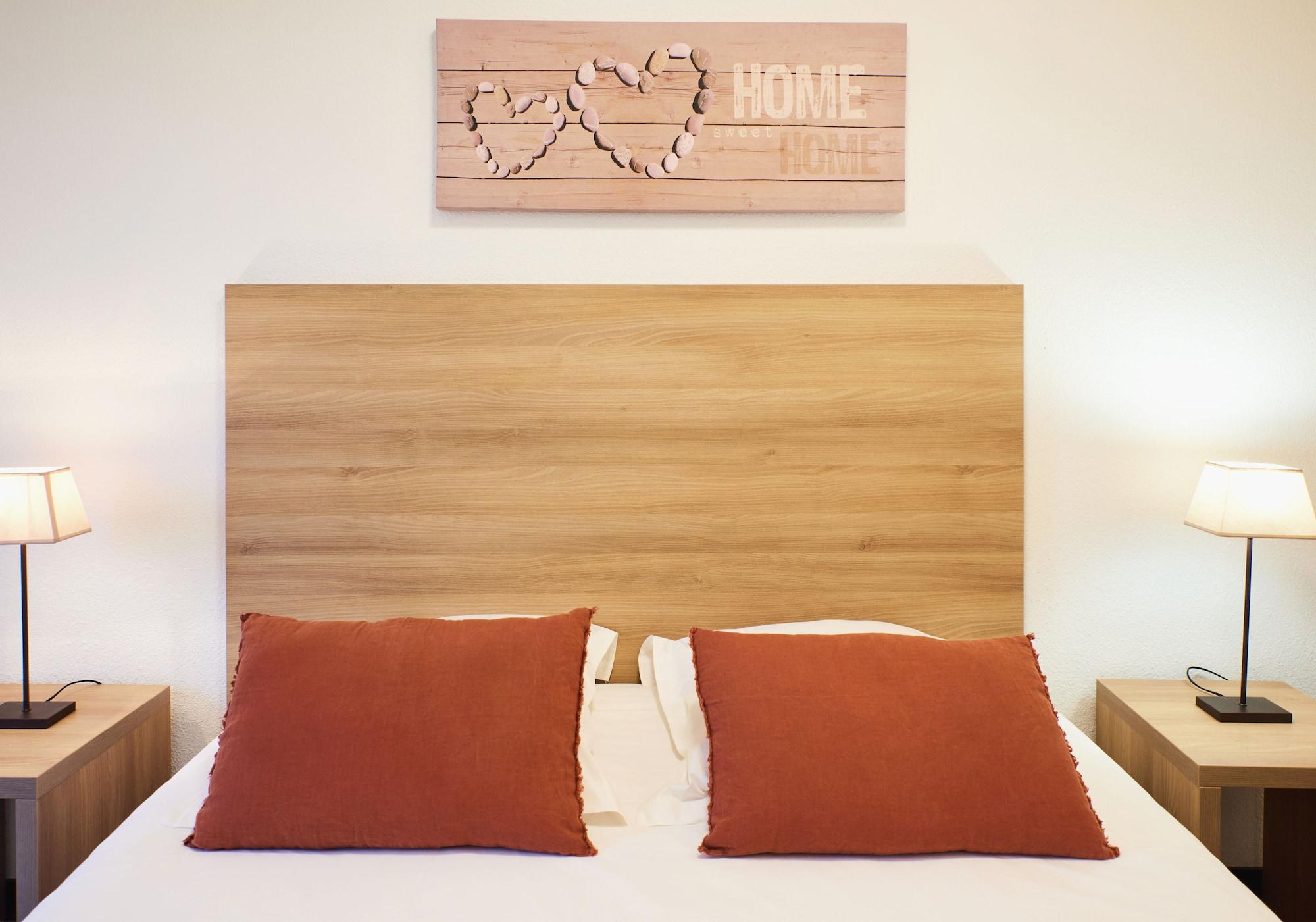 Teneo Apparthotel Talence - Arthena Buitenkant foto