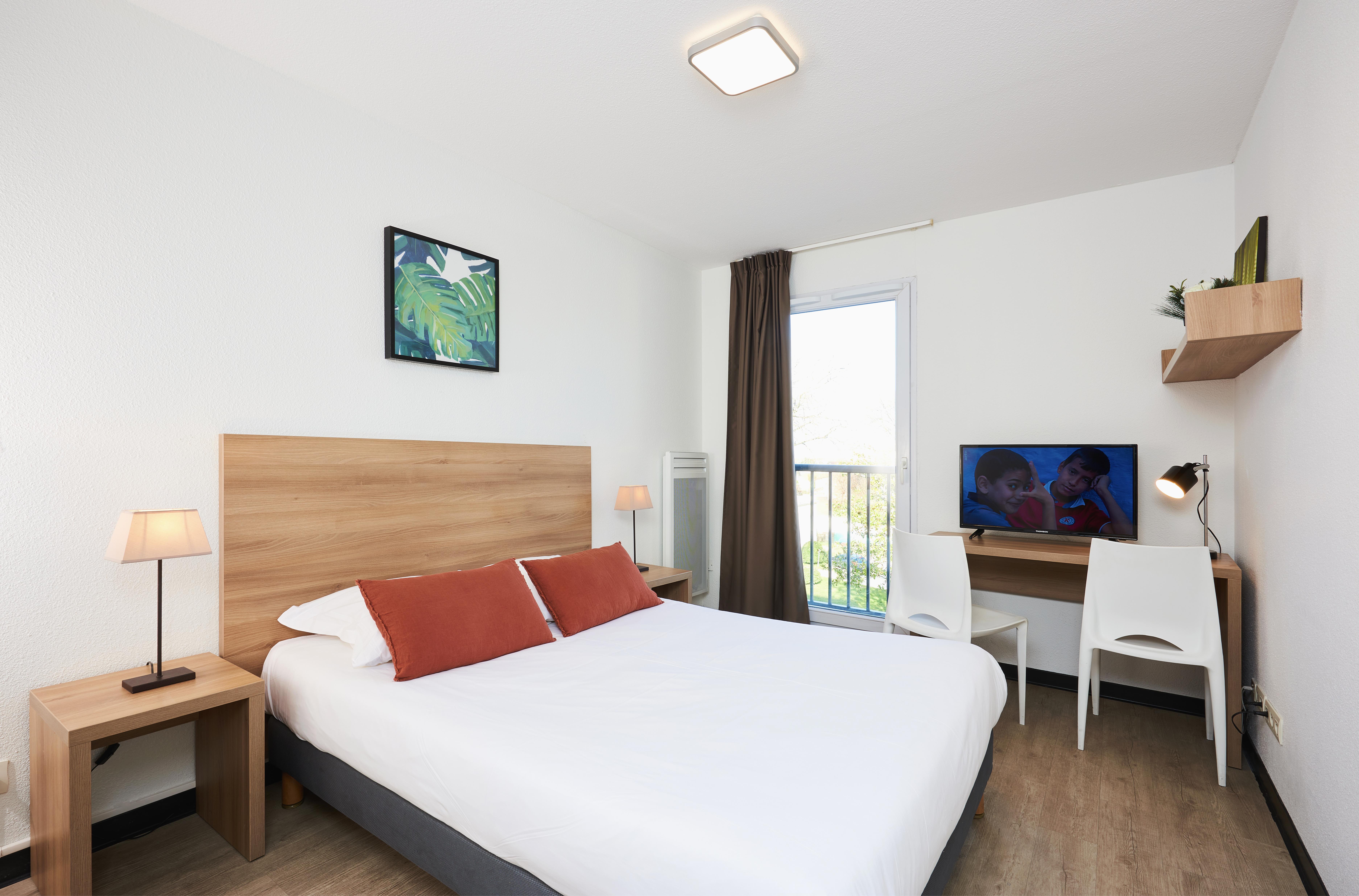 Teneo Apparthotel Talence - Arthena Buitenkant foto