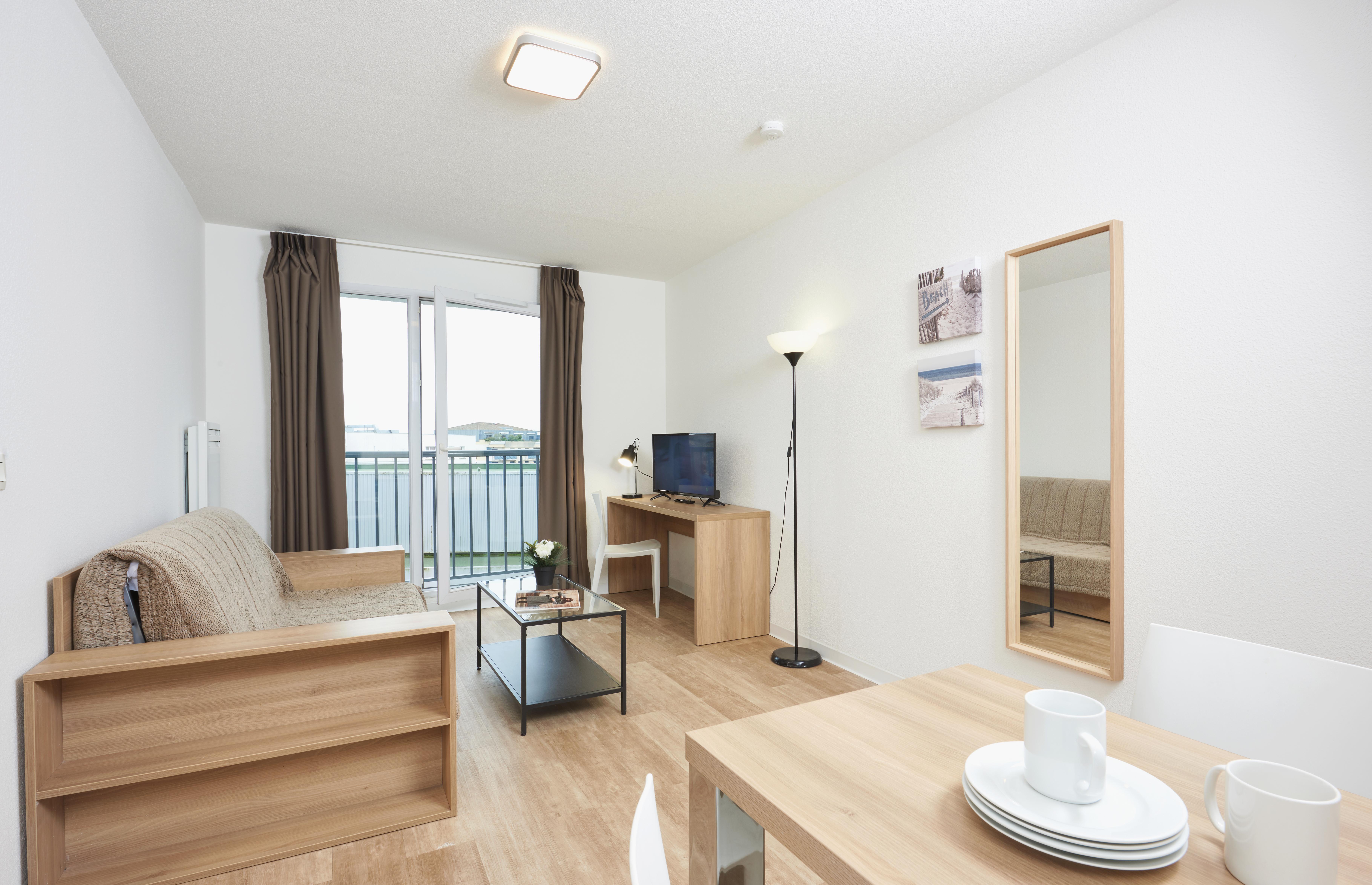 Teneo Apparthotel Talence - Arthena Buitenkant foto