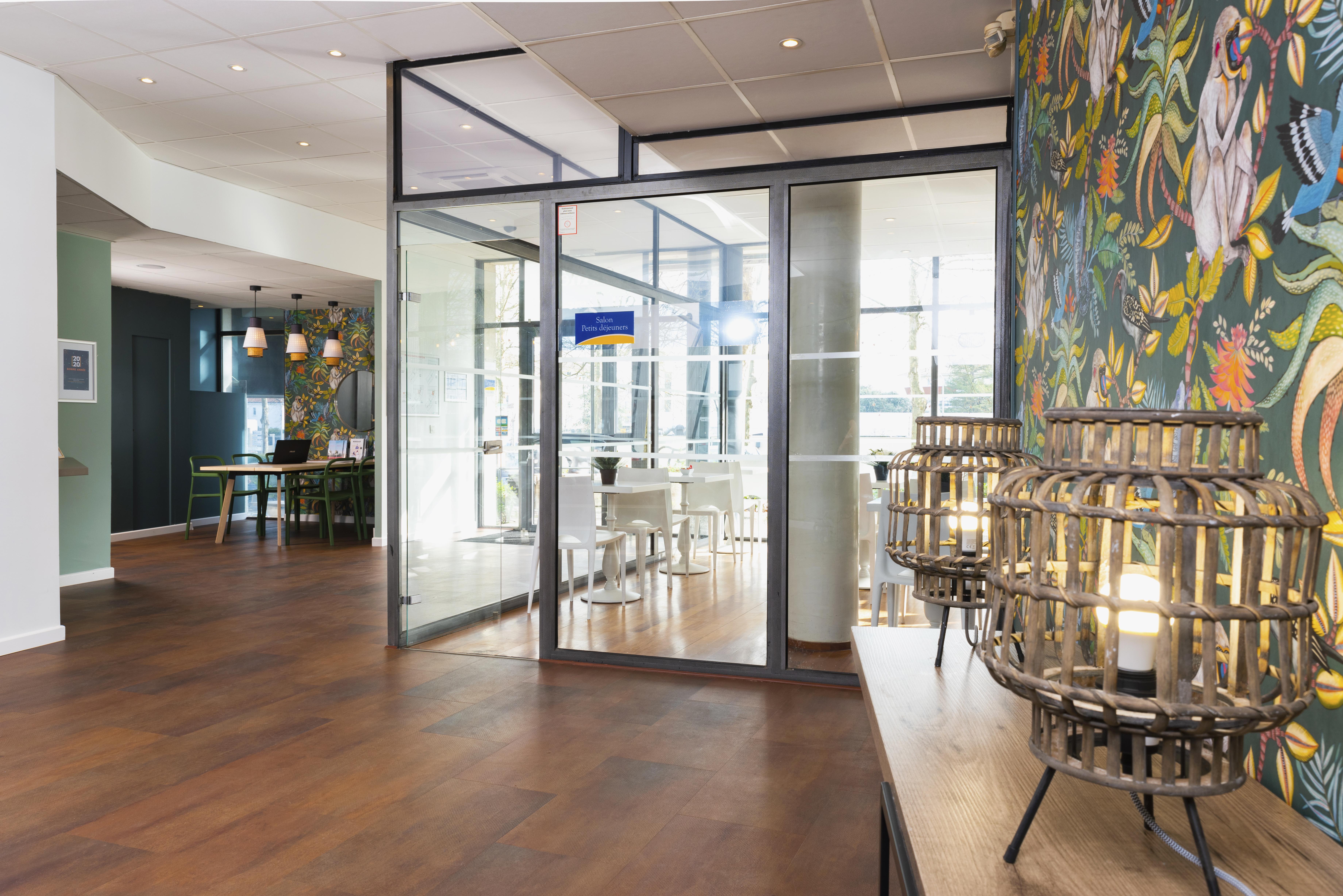 Teneo Apparthotel Talence - Arthena Buitenkant foto