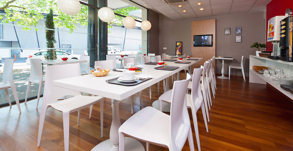Teneo Apparthotel Talence - Arthena Buitenkant foto