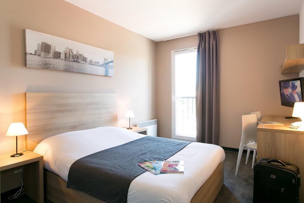 Teneo Apparthotel Talence - Arthena Buitenkant foto